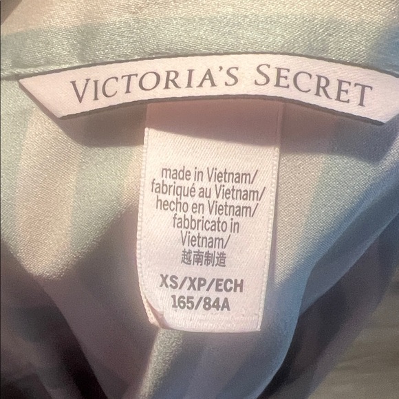 Victoria’s Secret Striped Satin Pajama Set - Picture 6 of 16